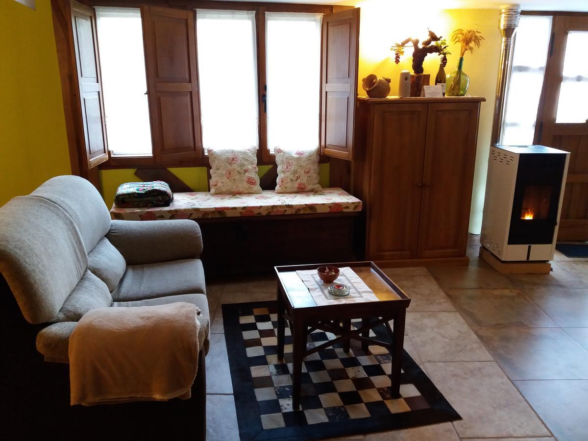 Apartamentos La Condesa Valmeo Eksteriør bilde