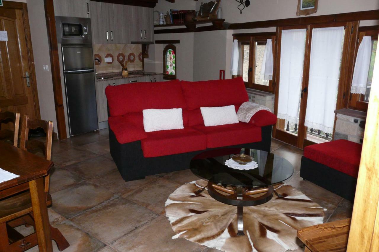 Apartamentos La Condesa Valmeo Eksteriør bilde